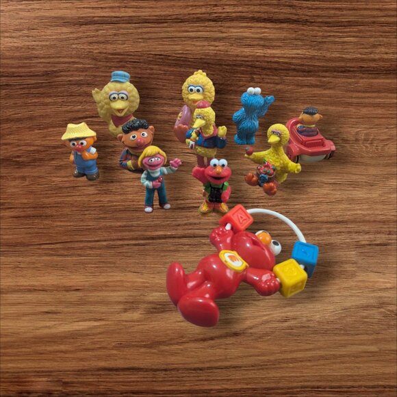 Sesame Street Collectible Figurines Lot Of 10 Vintage Plastic Toys Mixed Charact - Picture 1 of 6